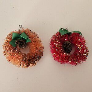 Vintage Bottle Brush Mini Wreath Ornaments Glitter Pinecone Bow *AS IS*
